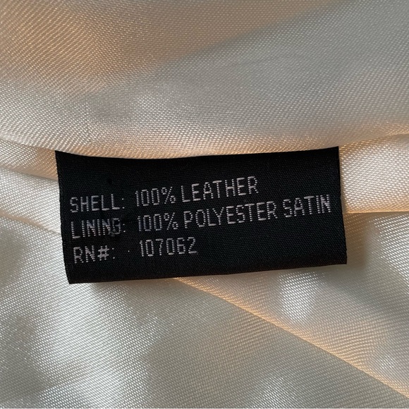 White Leather Jacket by Kasper. Size Medium - Picture 4 of 6